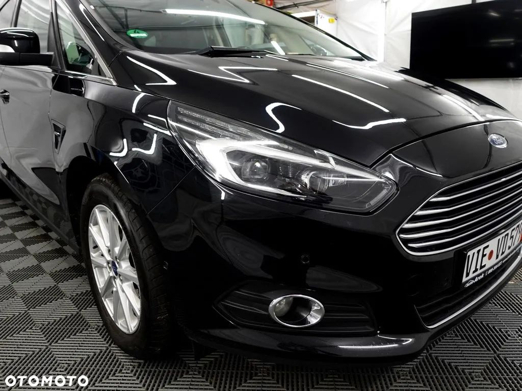 Ford S-Max 2.0 TDCi Titanium - 1
