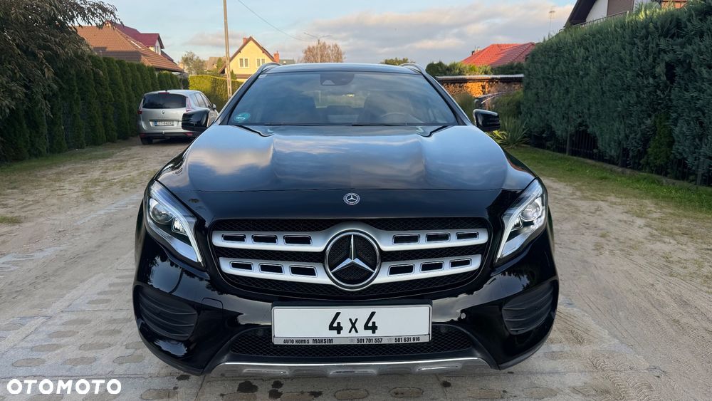 Mercedes-Benz GLA 200 (CDI) d 4Matic 7G-DCT AMG Line - 3
