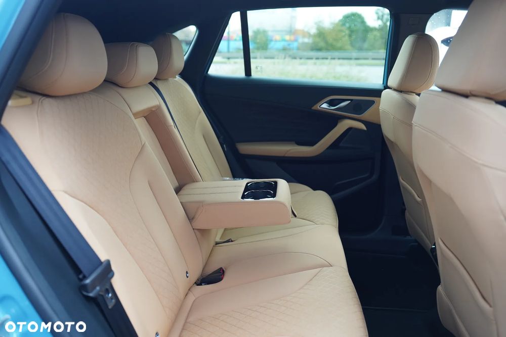 MG HS 1.5 T-GDI Excite DCT - 33