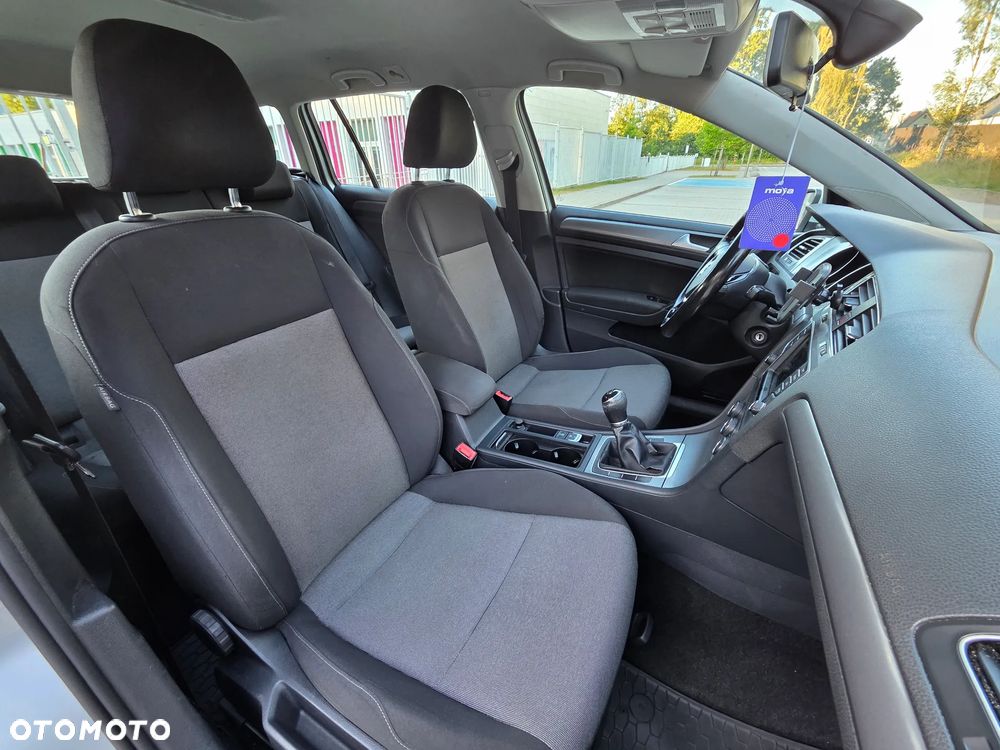 Volkswagen Golf 1.6 TDI BlueMotion Comfortline - 8