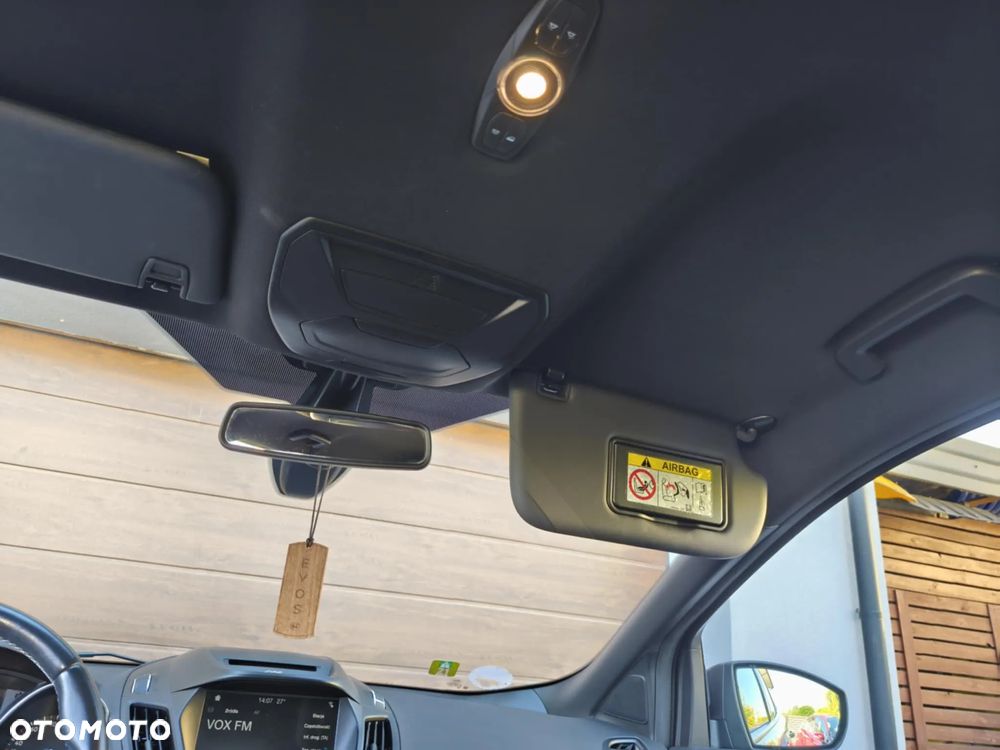 Ford Kuga - 9