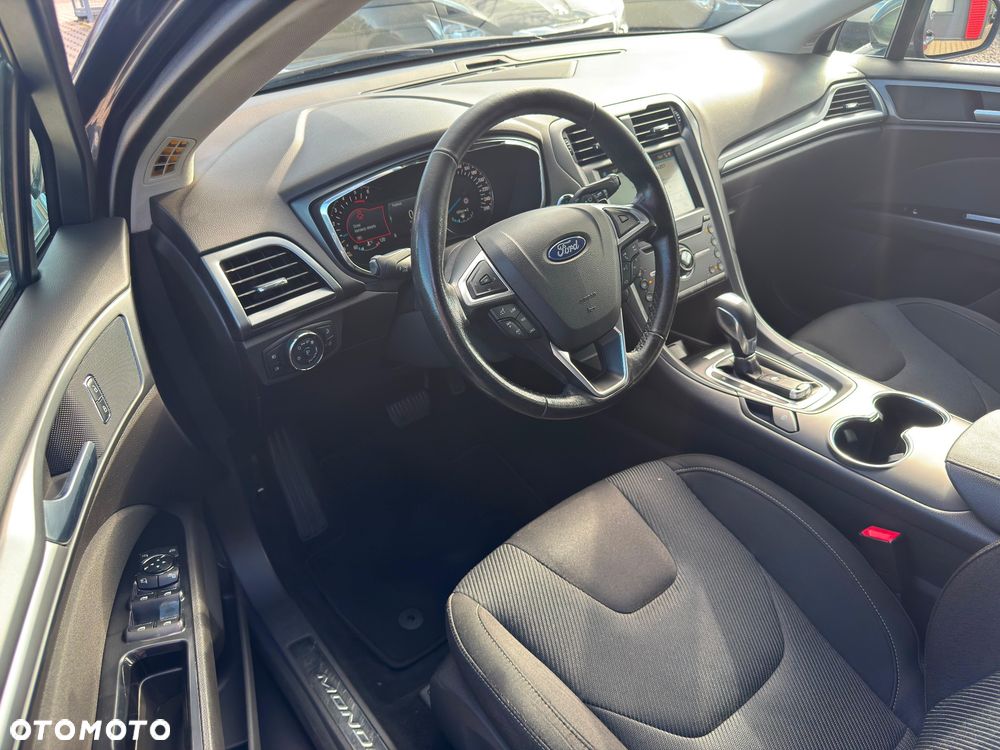 Ford Mondeo - 25