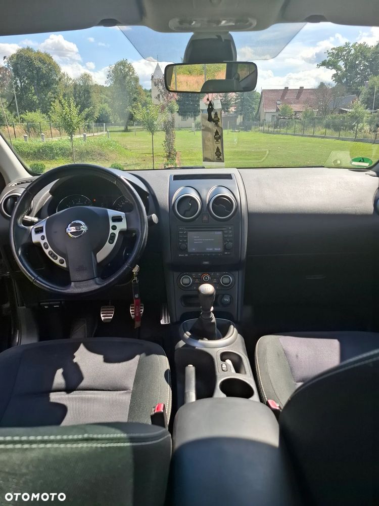 Nissan Qashqai+2 - 15