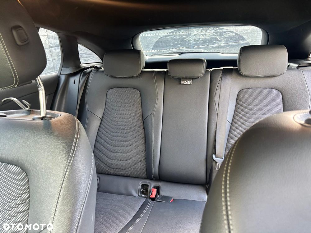 Mercedes-Benz CLA - 9