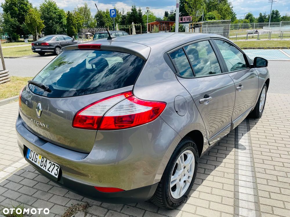 Renault Megane 1.6 16V 110 Paris Business - 5
