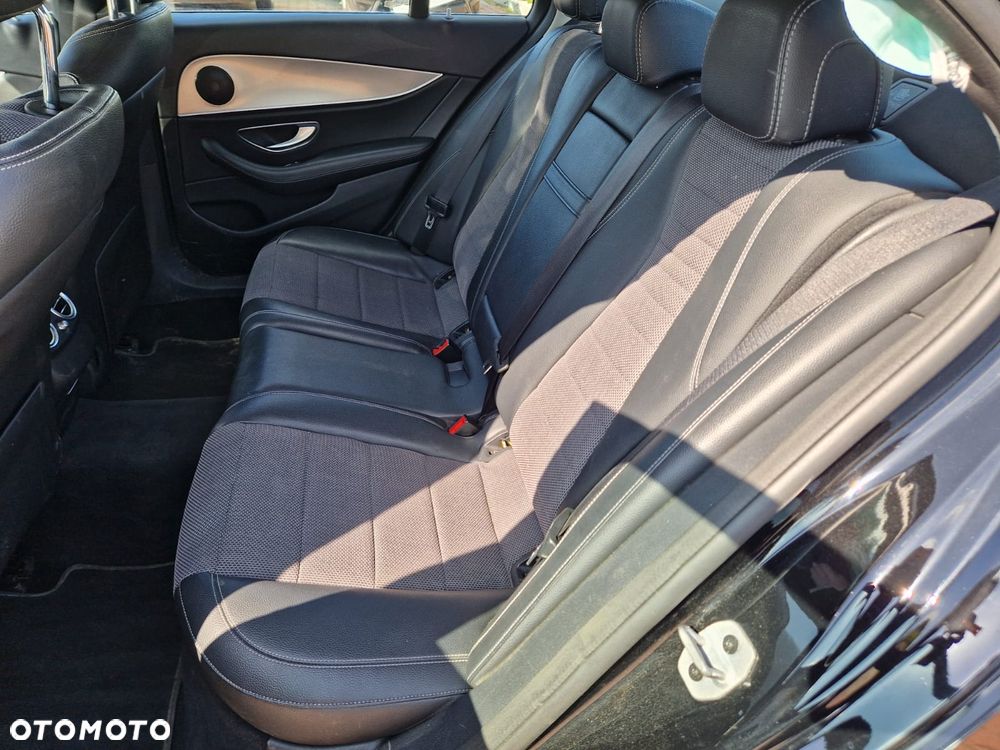 Mercedes-Benz Klasa E 200 d 9G-TRONIC - 10