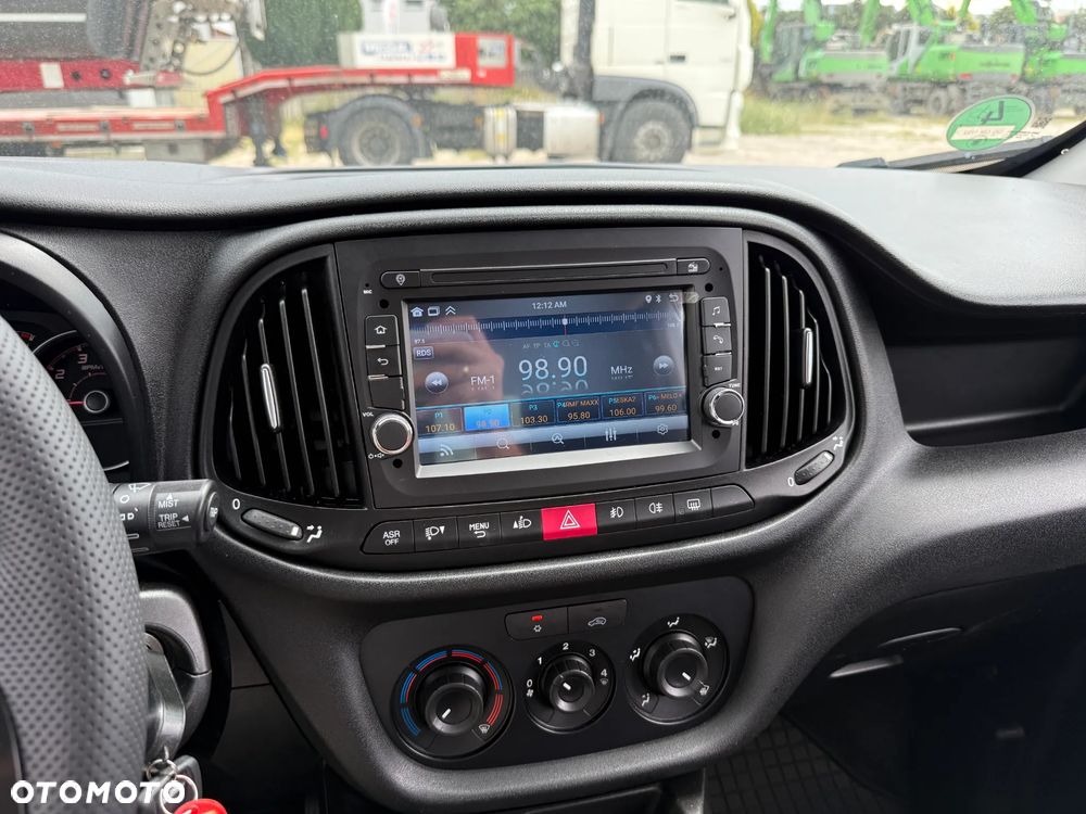 Fiat Doblo 1.4 16V Active - 17