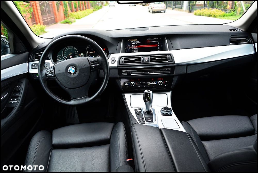 BMW Seria 5 520d - 16