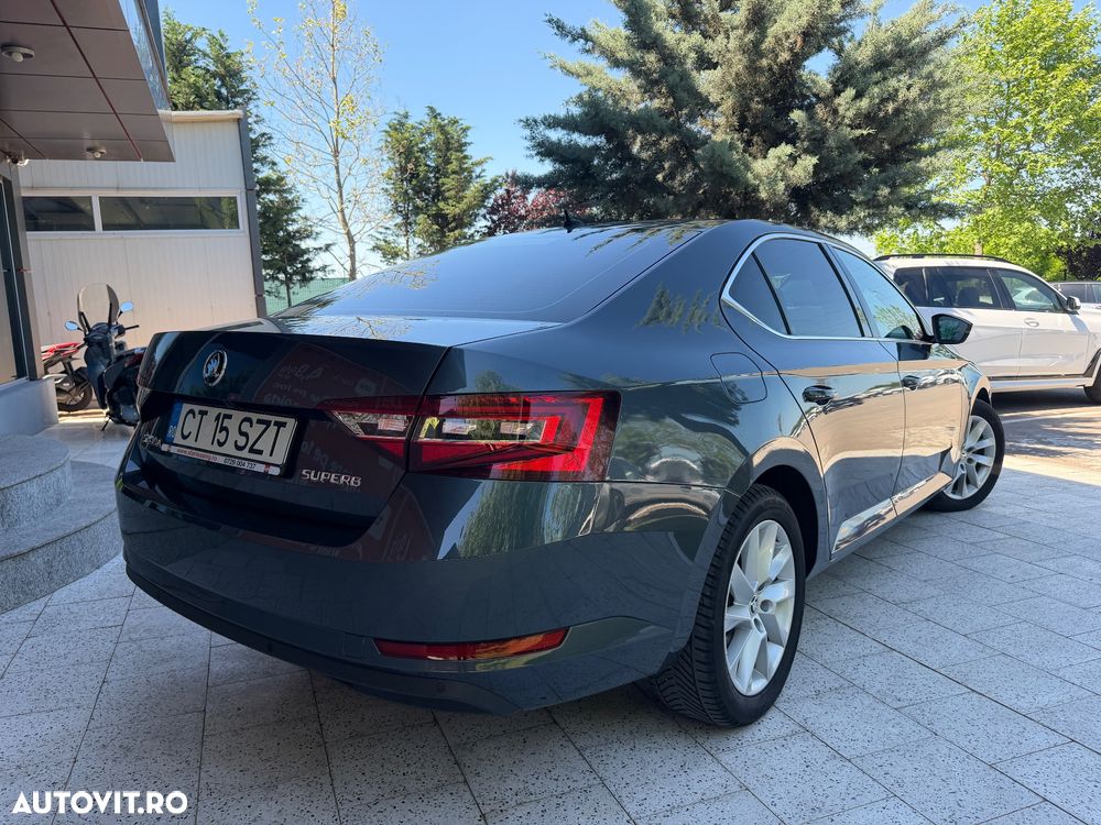 Skoda Superb 1.5 TSI DSG Ambition - 3