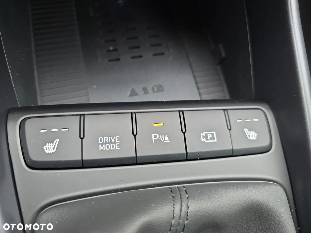 Hyundai Bayon 1.0 T-GDI Executive - 17