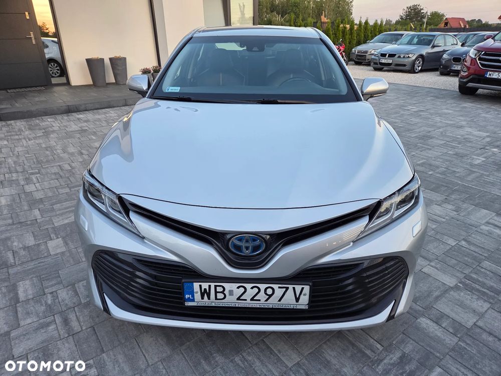 Toyota Camry 2.5 Hybrid Prestige CVT - 3