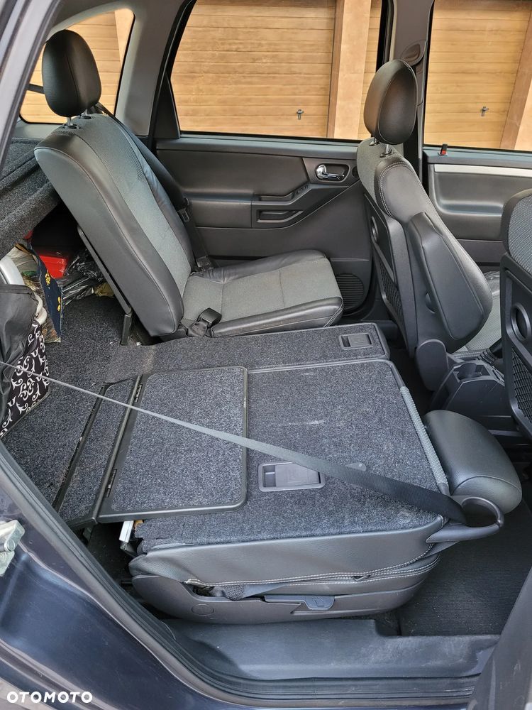 Opel Meriva 1.6 16V Cosmo - 18