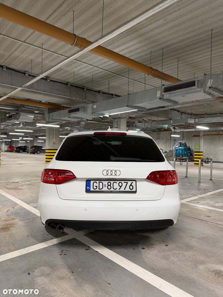Audi A4 Avant 2.0 TDI - 5