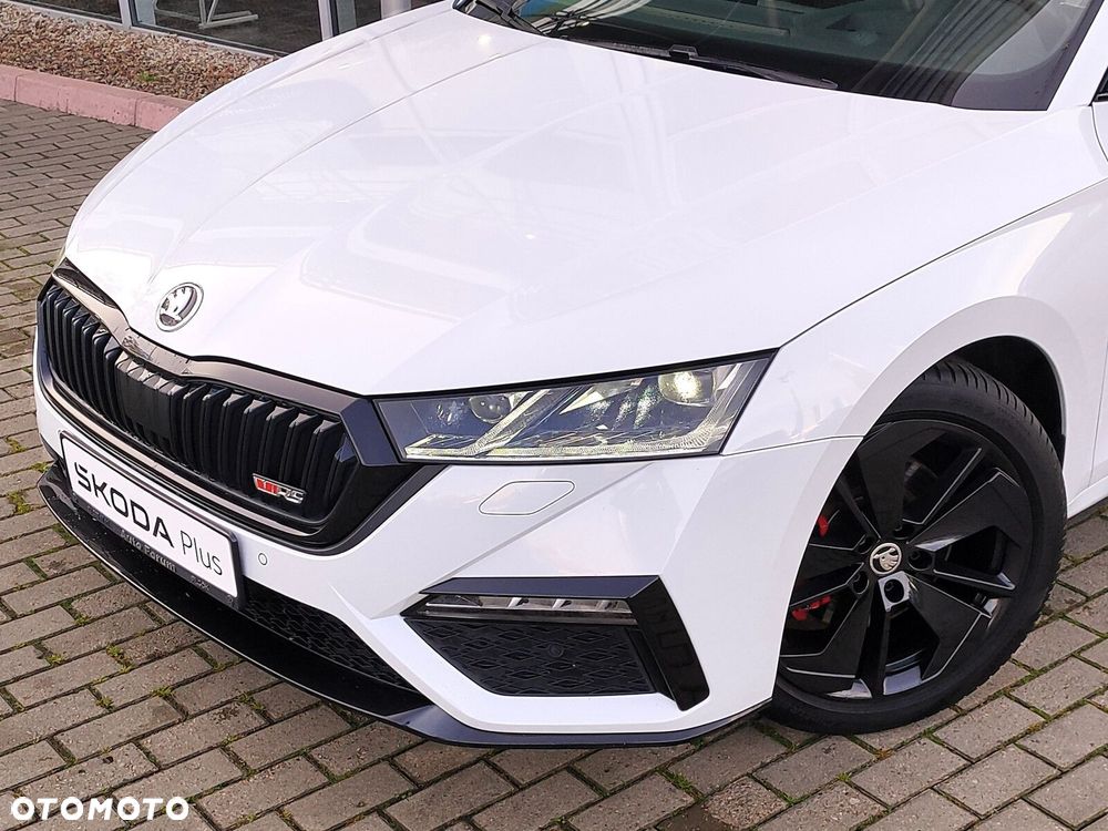Skoda Octavia 2.0 TDI RS DSG - 9