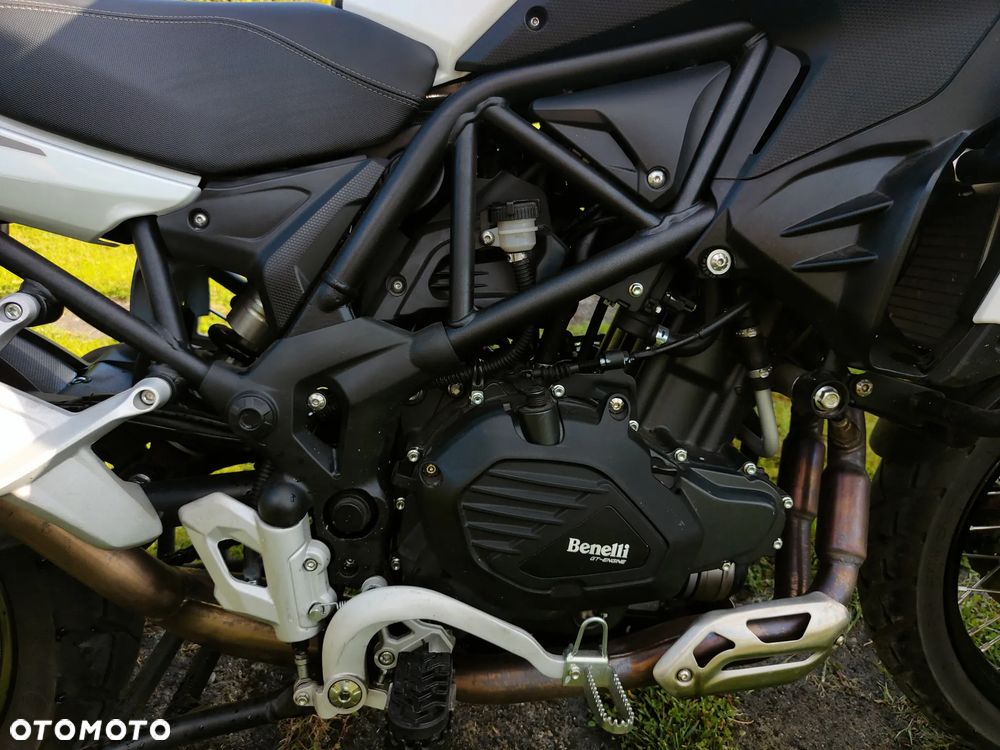 Benelli TRK 502X - 16