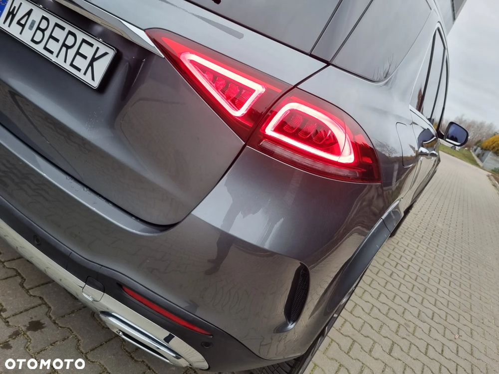 Mercedes-Benz GLE 300 d 4-Matic - 28