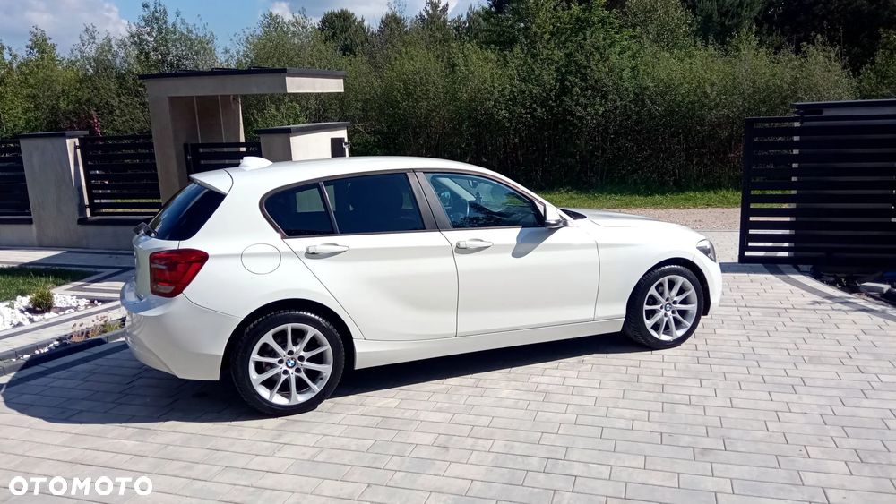BMW Seria 1 114i - 12