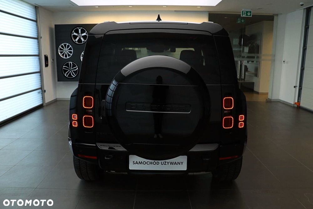 Land Rover Defender - 5