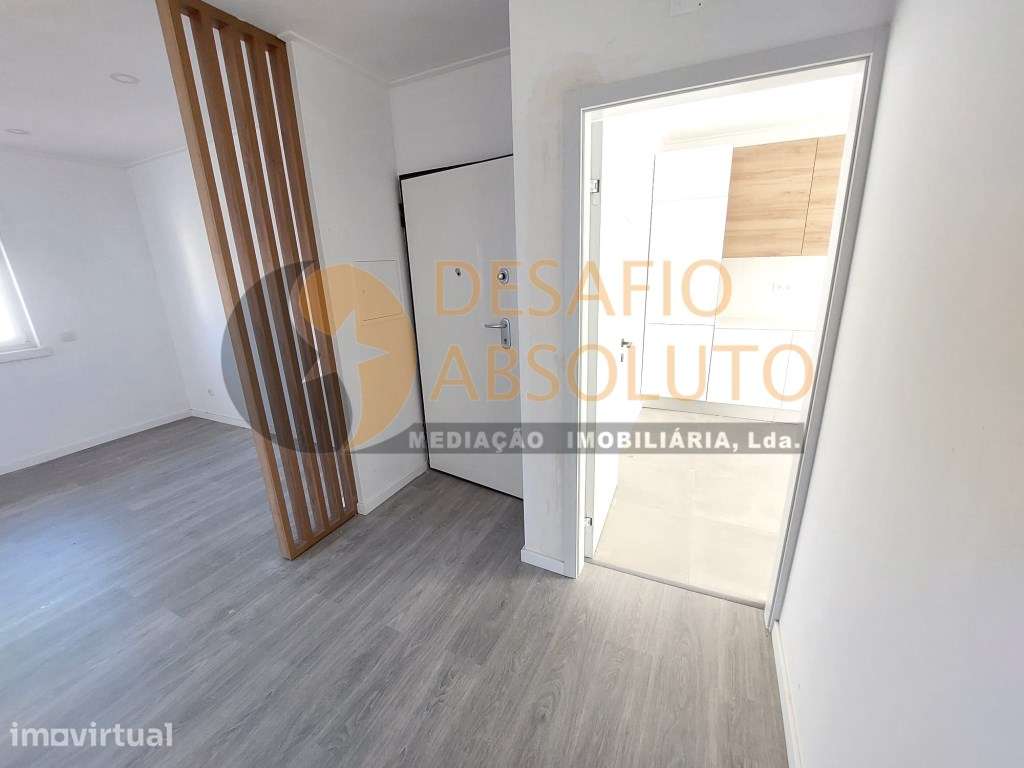 Apartamento T3 Remodelado. Alto Seixalinho | Barreiro - Grande imagem: 2/23