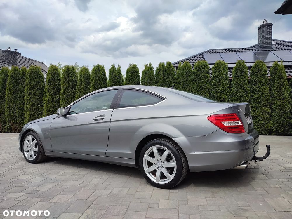Mercedes-Benz Klasa C 220 BlueTEC BlueEFFICIENCY Edition 7G-TRONIC Edition 1 - 7