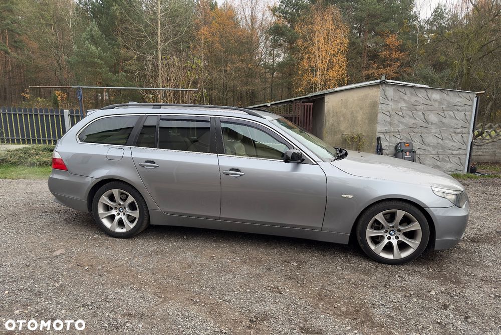 BMW Seria 5 530i Touring - 6