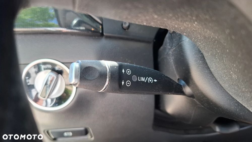 Mercedes-Benz Klasa B 180 CDI - 24