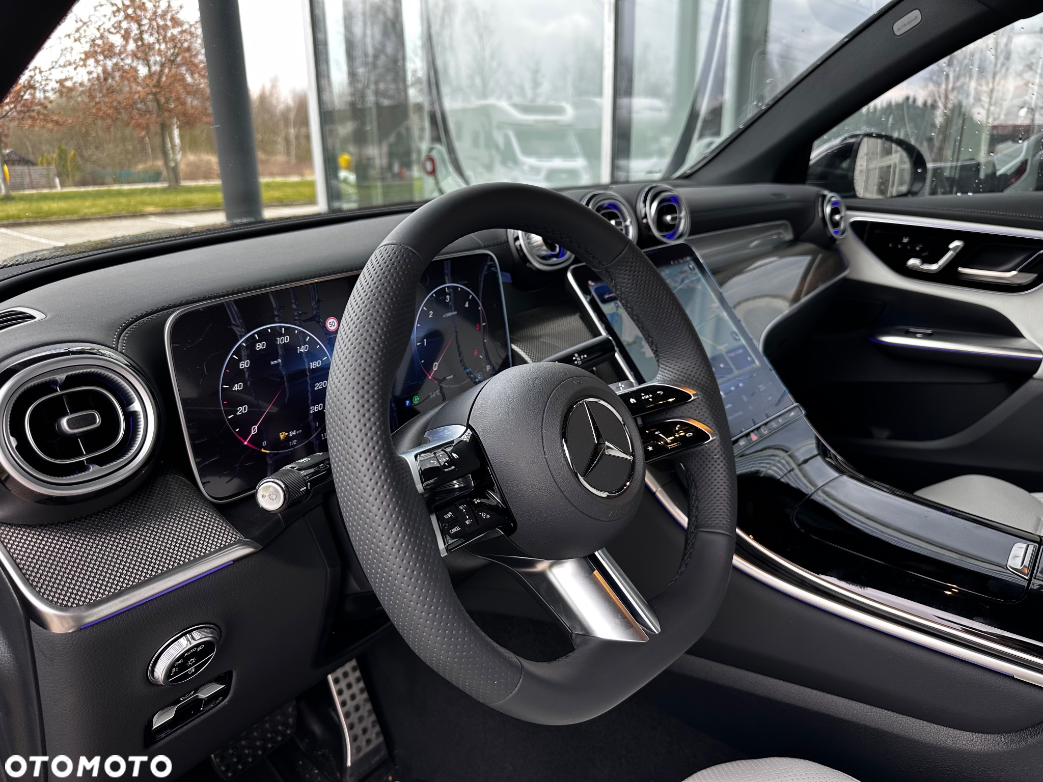 Mercedes-Benz GLC - 27