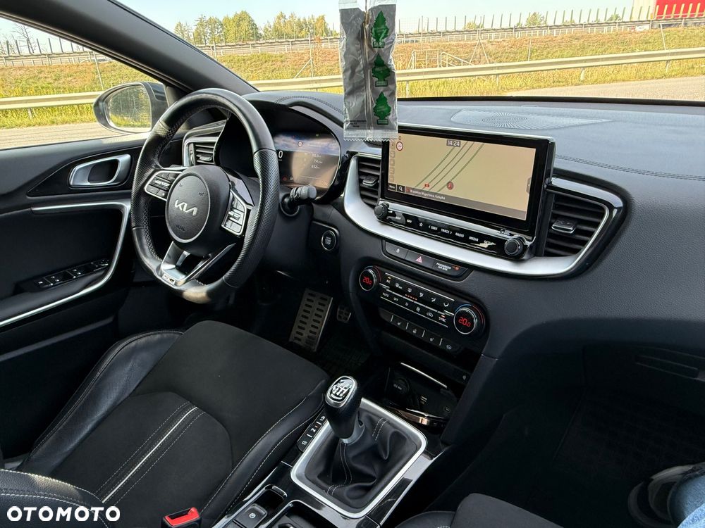 Kia ProCeed 1.5 T-GDI GT Line - 8