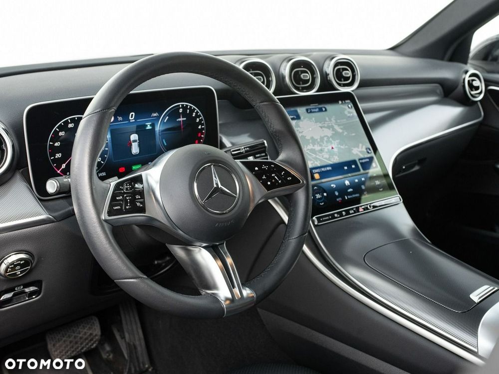 Mercedes-Benz GLC - 7