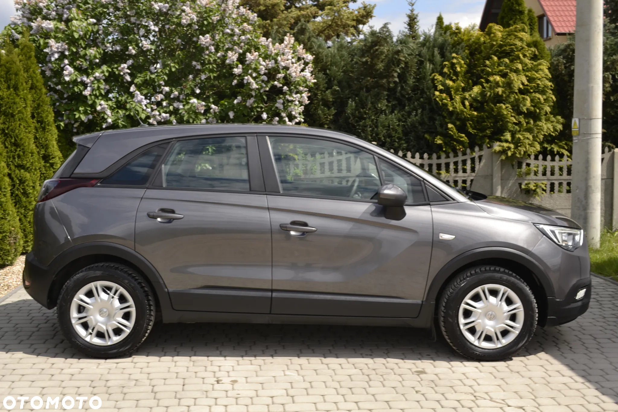 Opel Crossland X 1.2 T Eco Enjoy S&S - 9
