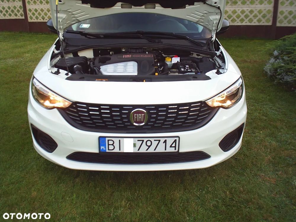 Fiat Tipo 1.4 T-Jet 16v Easy - 10