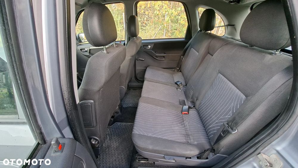 Opel Meriva - 14