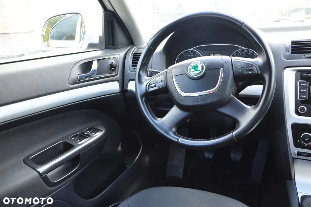 Skoda Octavia 1.4 TSI FAMILY - 31