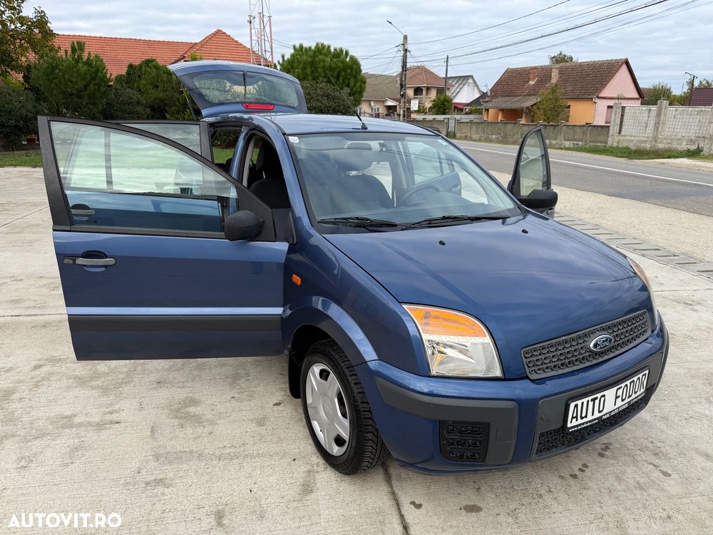 Ford Fusion 1.4 TDCI Ambiente - 37