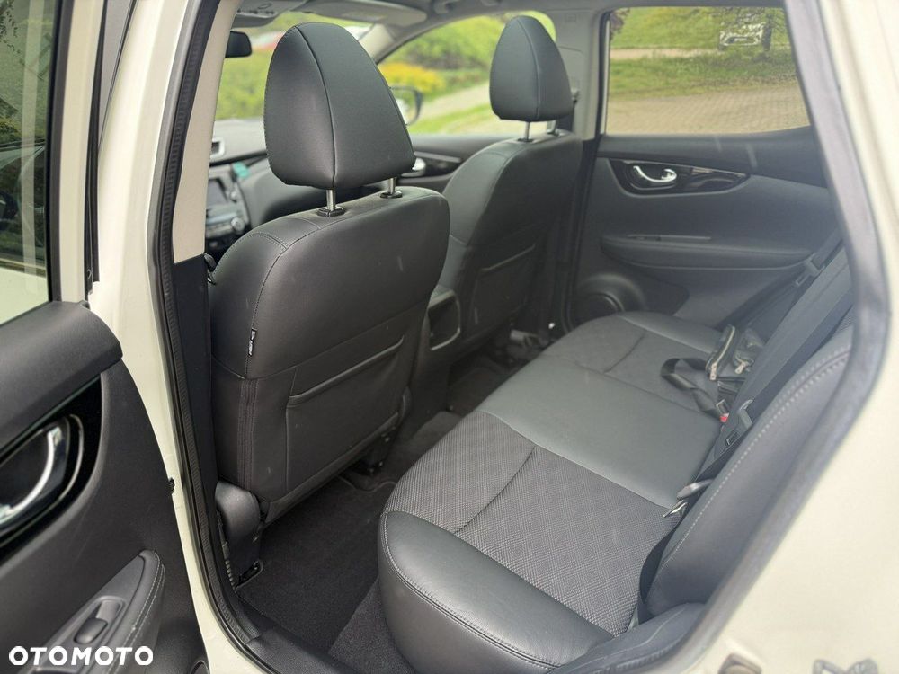Nissan Qashqai 1.5 dCi Tekna - 22