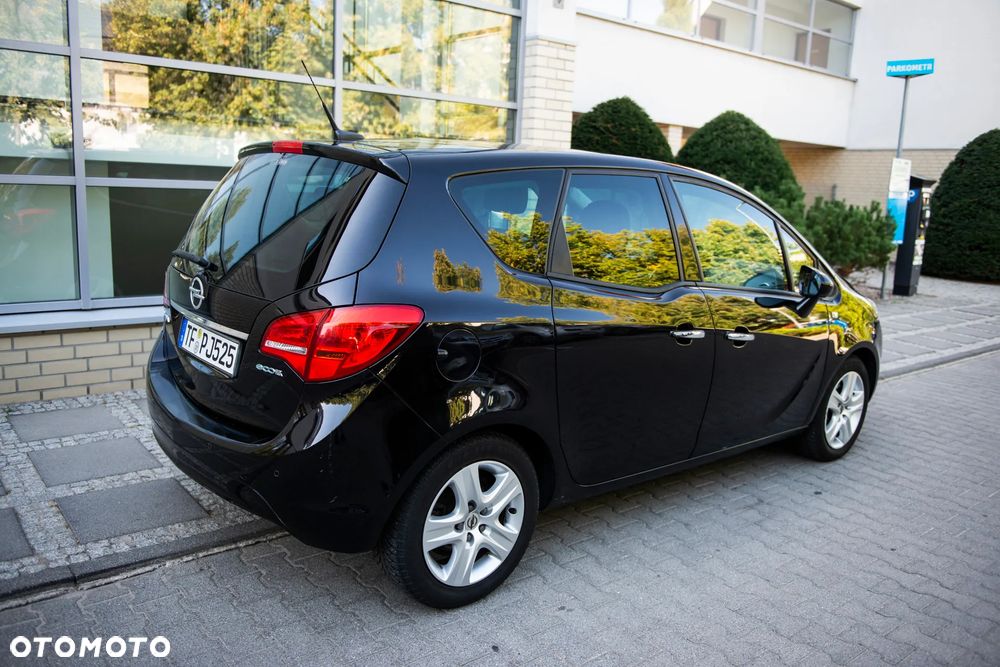 Opel Meriva 1.6 16V Cosmo - 14