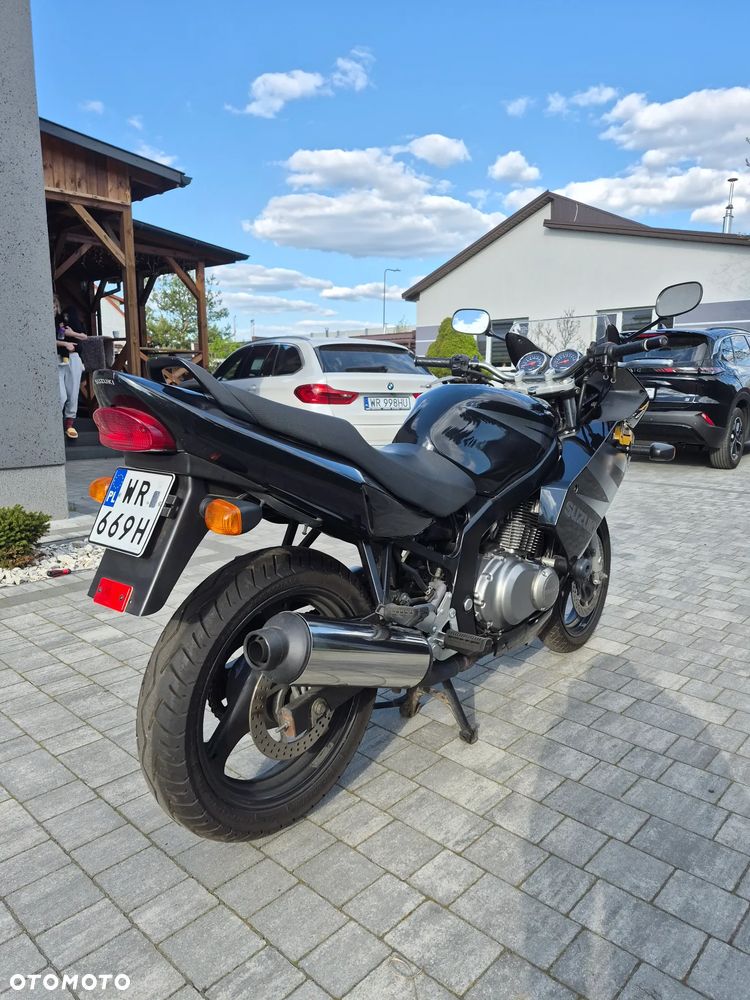 Suzuki GS - 4