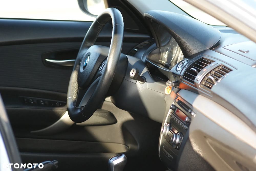 BMW Seria 1 - 17
