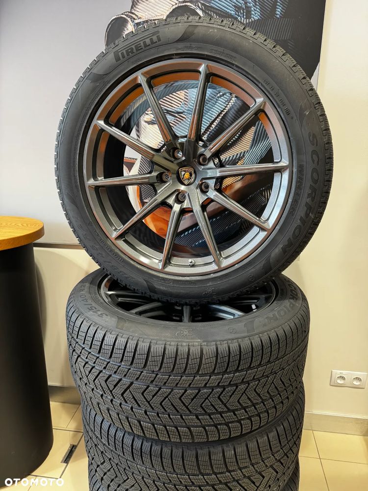 Lamborghini Urus koła zimowe - 1