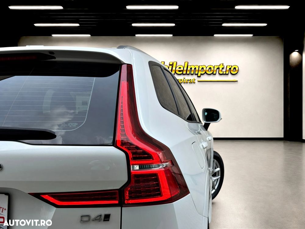Volvo XC 60 D4 AWD Geartronic Momentum - 23