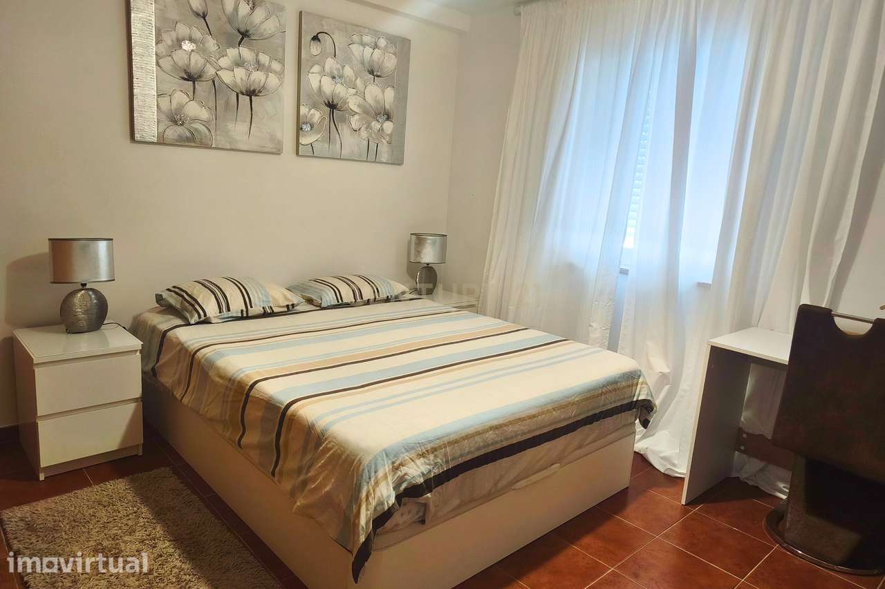 Oportunidade de Arrendamento em Portalegre: Apartamento T3 Mobilado ( - Grande imagem: 2/28