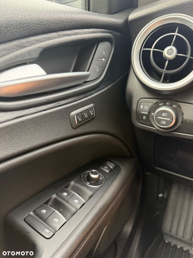 Alfa Romeo Stelvio 2.2 JTDM Super - 15