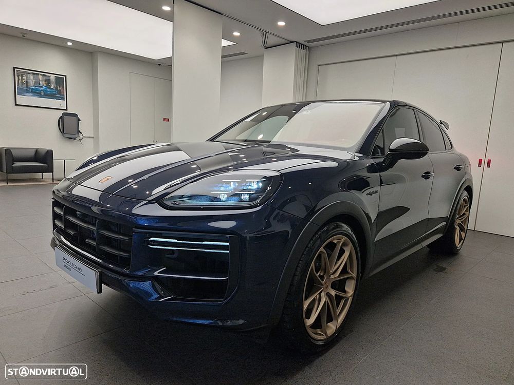 Porsche Cayenne Coupé Turbo E-Hybrid Pacote GT - 1