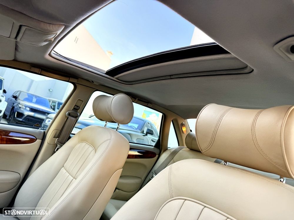 Jaguar XJ XJ8 3.2 Executive - 24