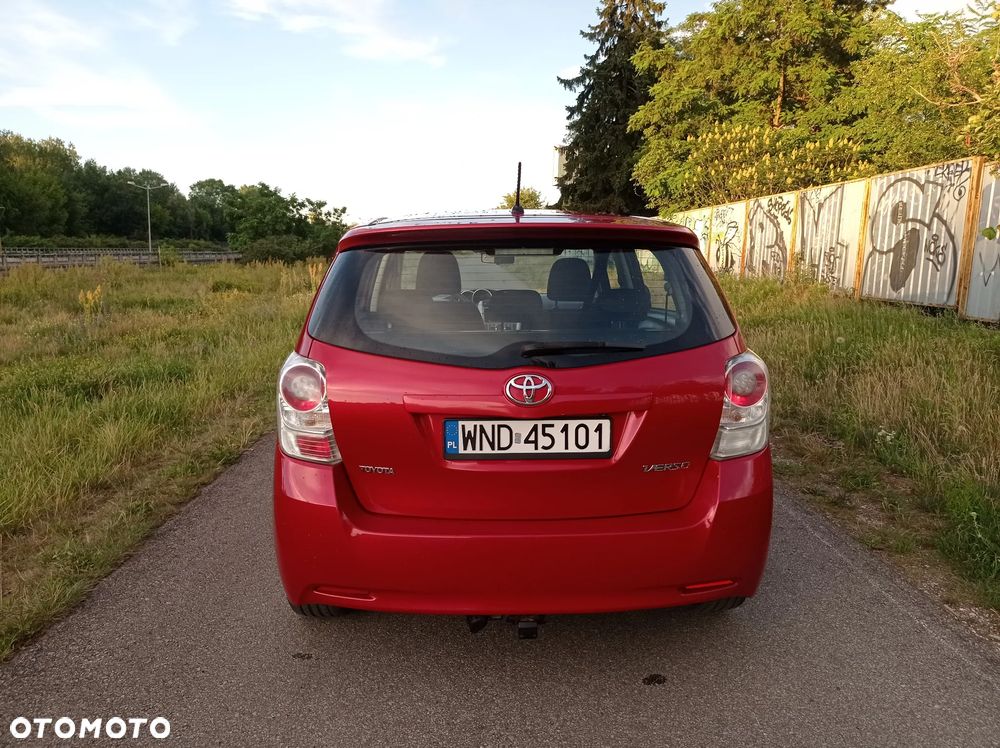 Toyota Verso 2.0 D-4D Premium - 5