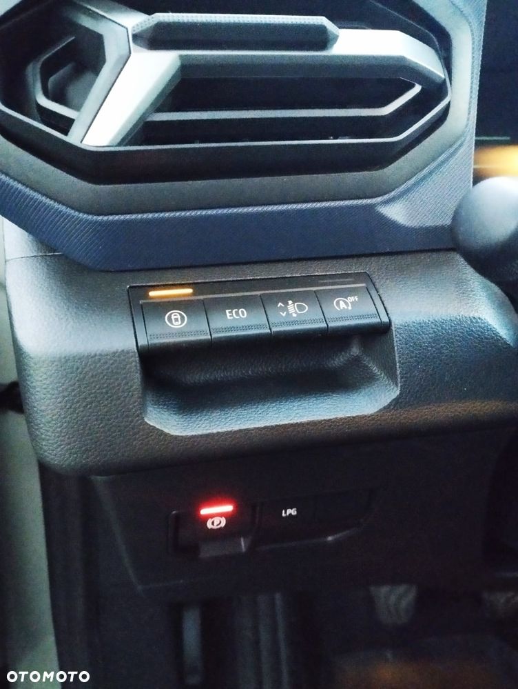 Dacia Duster 1.0 TCe Journey - 11
