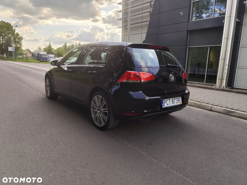 Volkswagen Golf 2.0 BlueTDI Comfortline - 4