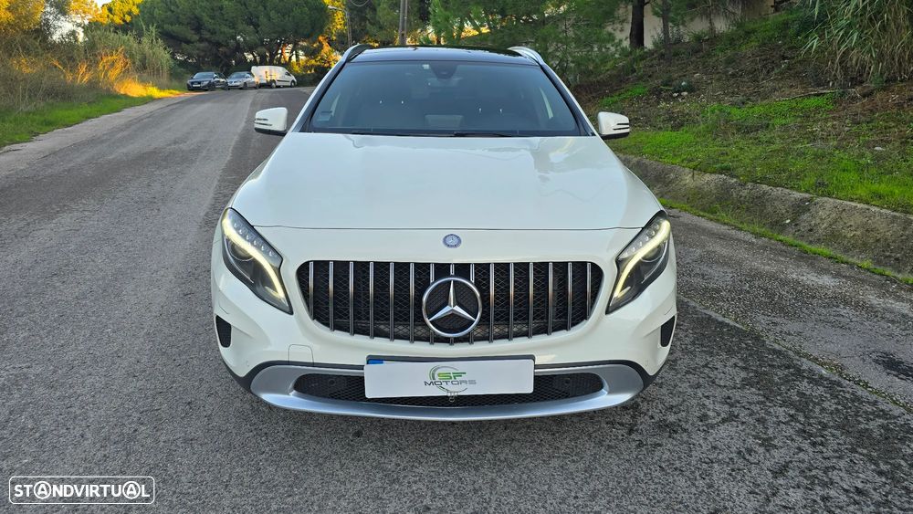 Mercedes-Benz GLA 180 - 31