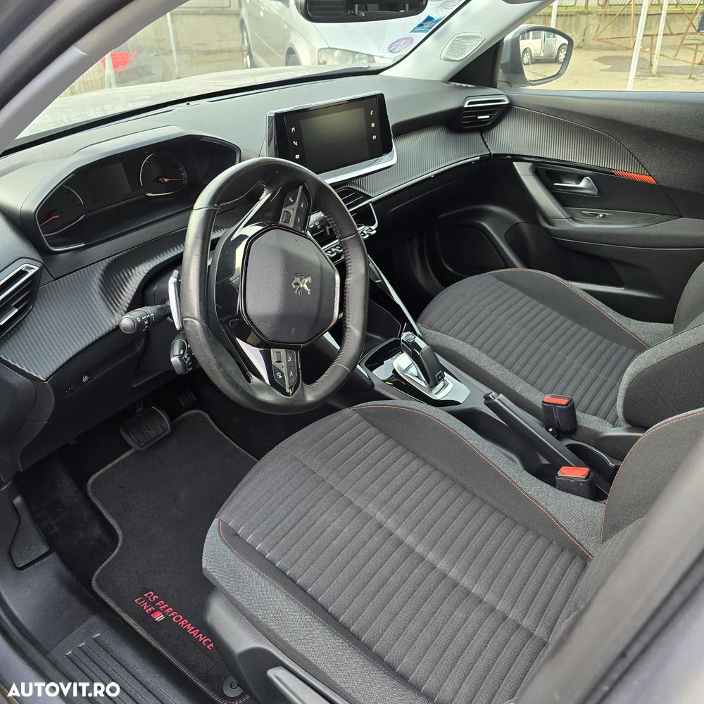 Peugeot 2008 PureTech 130 EAT8 Allure - 7
