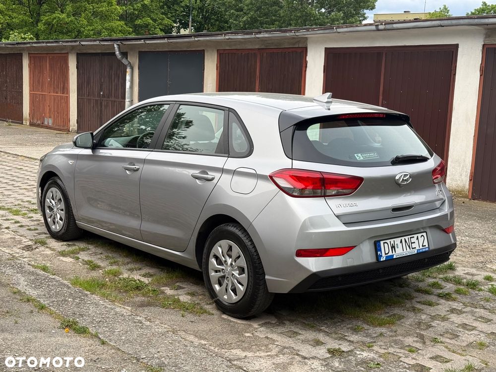Hyundai i30 1.5 DPI Classic + - 4